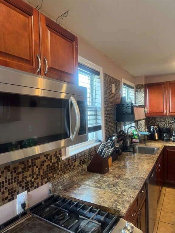 40 Baker Road Everett, MA 02149 - Photo 7 of 27