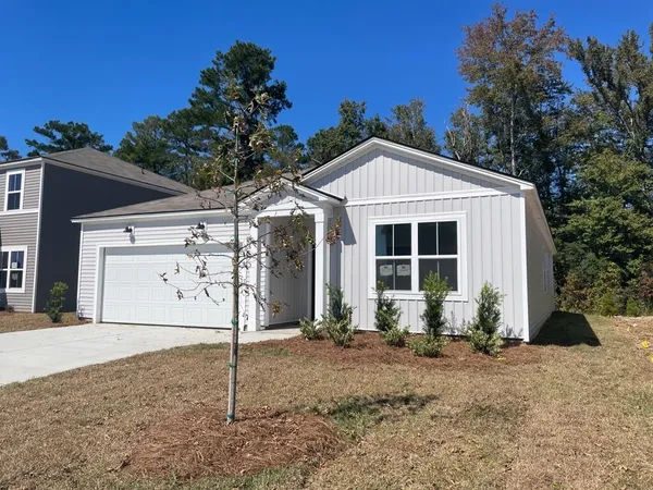 $2,250 | 239 West Bradford Pointe Drive, Summerville, SC 29486