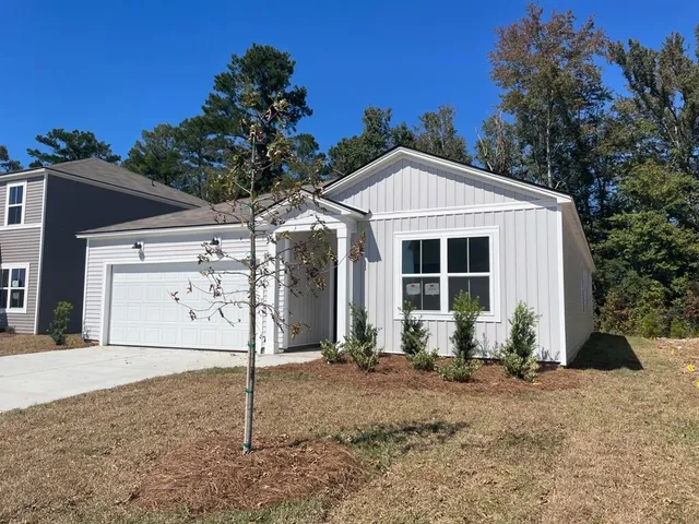 $2,300 | 239 West Bradford Pointe Drive, Summerville, SC 29486