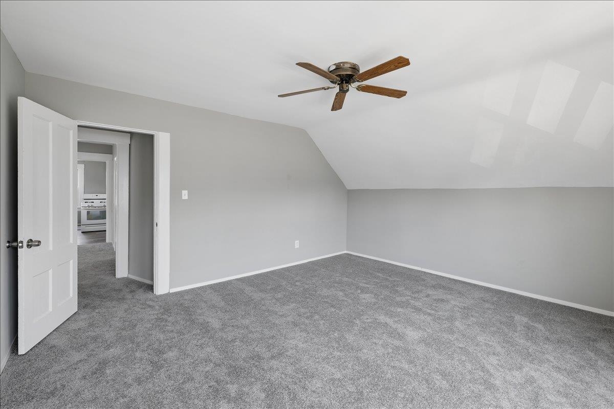 336 Spruce Street Manchester, NH 03103 - Photo 34 of 44
