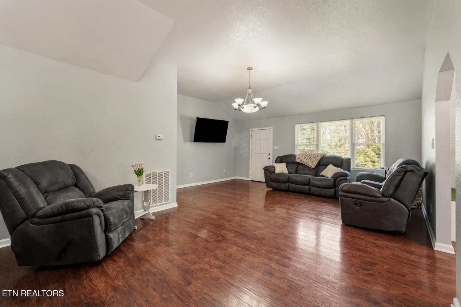 745 Hinkle Road Seymour, TN 37865 - Photo 5 of 40 IMG_5738