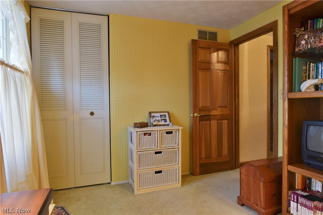 315 Pheasant Run Road Southeast Warren, OH 44484 - Photo 24 of 35 Gallery Image 24