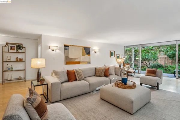 $1,395,000 | 1515 Oxford Street, Unit 1D, Berkeley, CA 94709