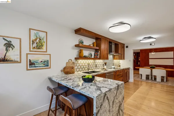 $1,395,000 | 1515 Oxford Street, Unit 1D, Berkeley, CA 94709