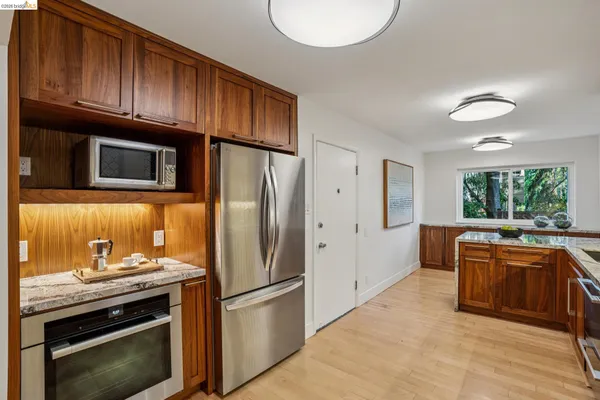 $1,395,000 | 1515 Oxford Street, Unit 1D, Berkeley, CA 94709