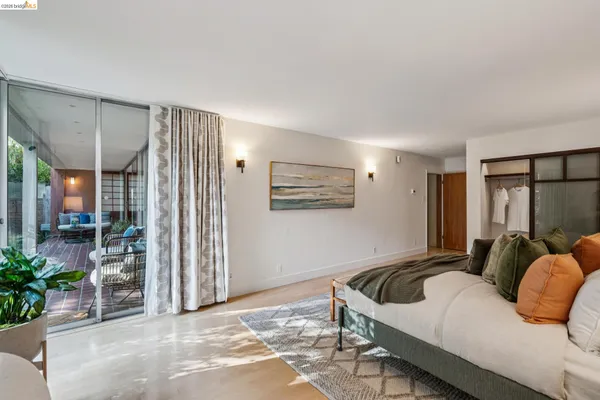 $1,395,000 | 1515 Oxford Street, Unit 1D, Berkeley, CA 94709