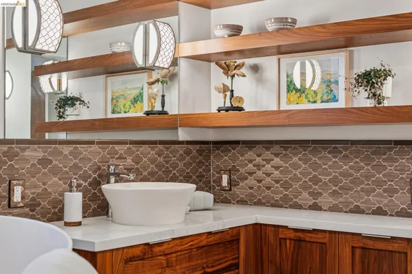 $1,395,000 | 1515 Oxford Street, Unit 1D, Berkeley, CA 94709