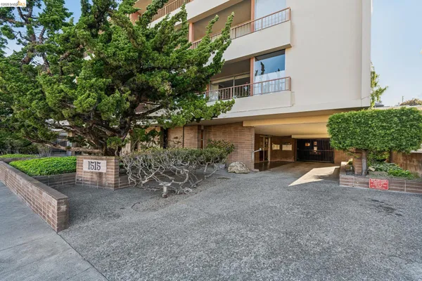 $1,395,000 | 1515 Oxford Street, Unit 1D, Berkeley, CA 94709