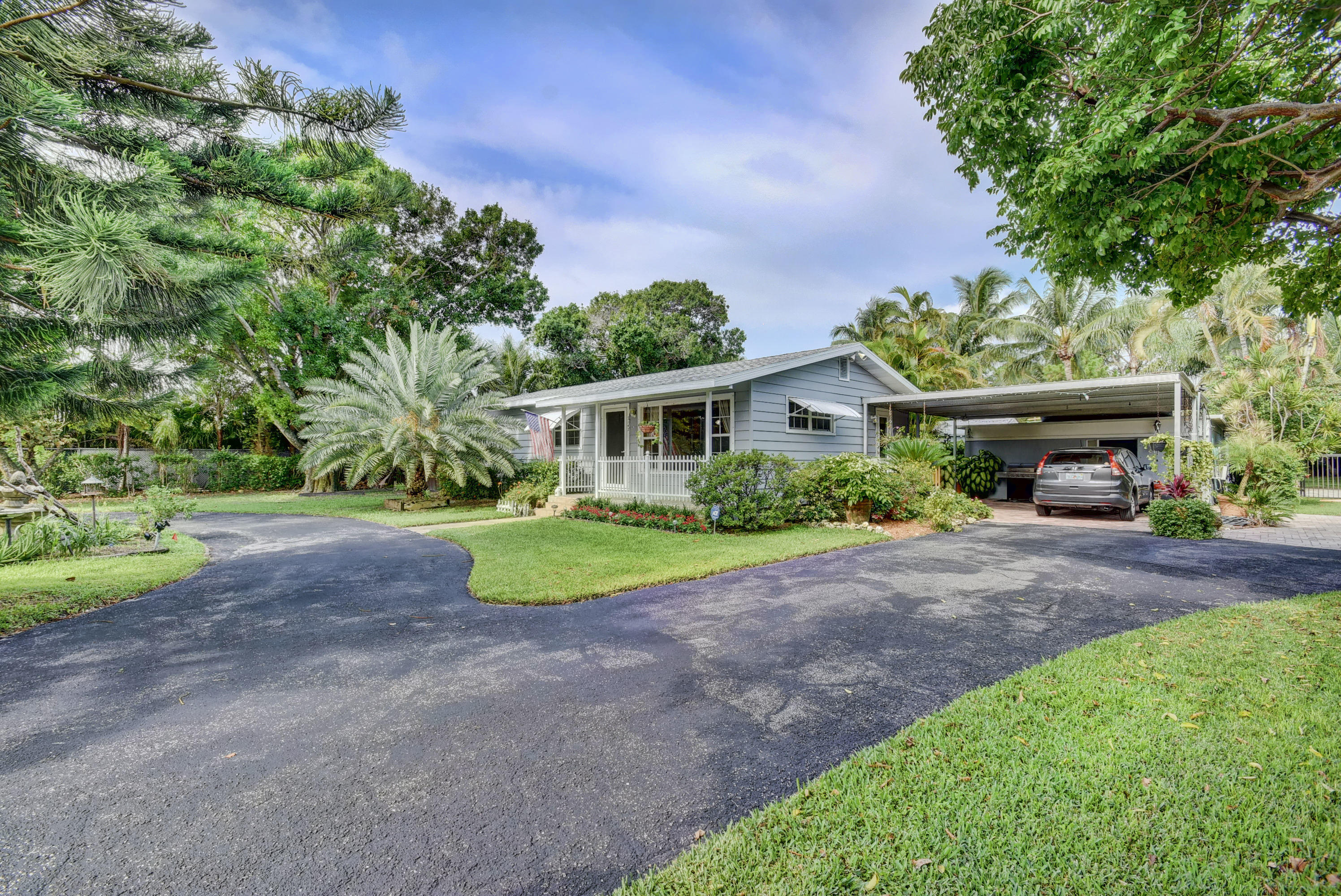 2143 Bermuda Road Palm Springs, FL 33406 - Photo 3 of 54 front 3