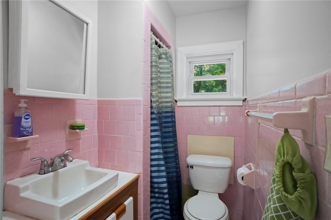 18 Lemis Street Coventry, RI 02816 - Photo 19 of 31 Gallery Image 19