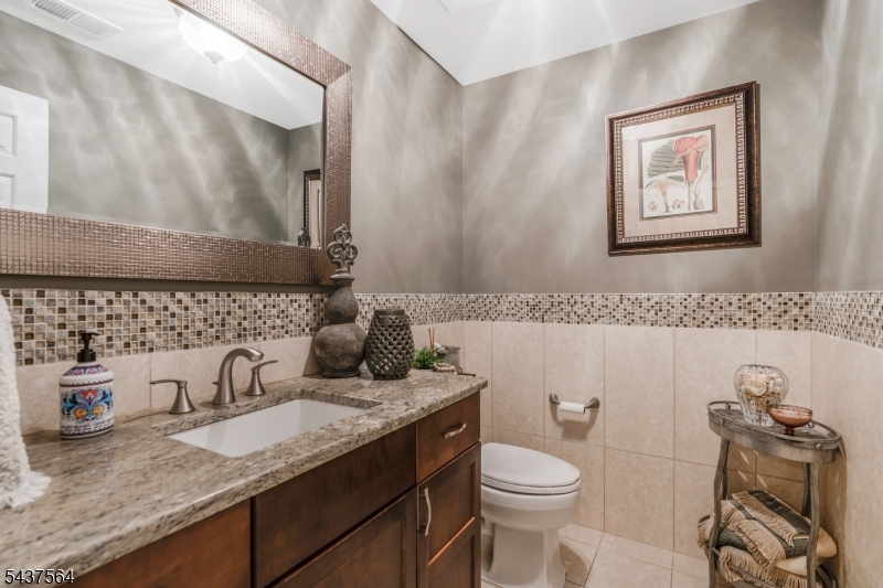 198 Crestview Road Bridgewater, NJ 08807 - Photo 21 of 28