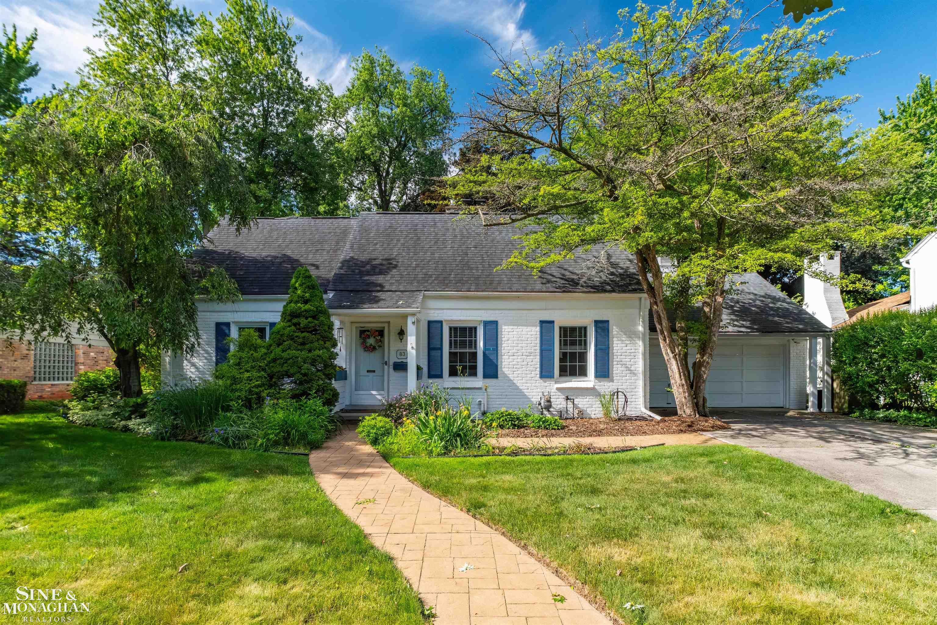 83 Hawthorne Road Grosse Pointe Shores, MI 48236 - Photo 1 of 50