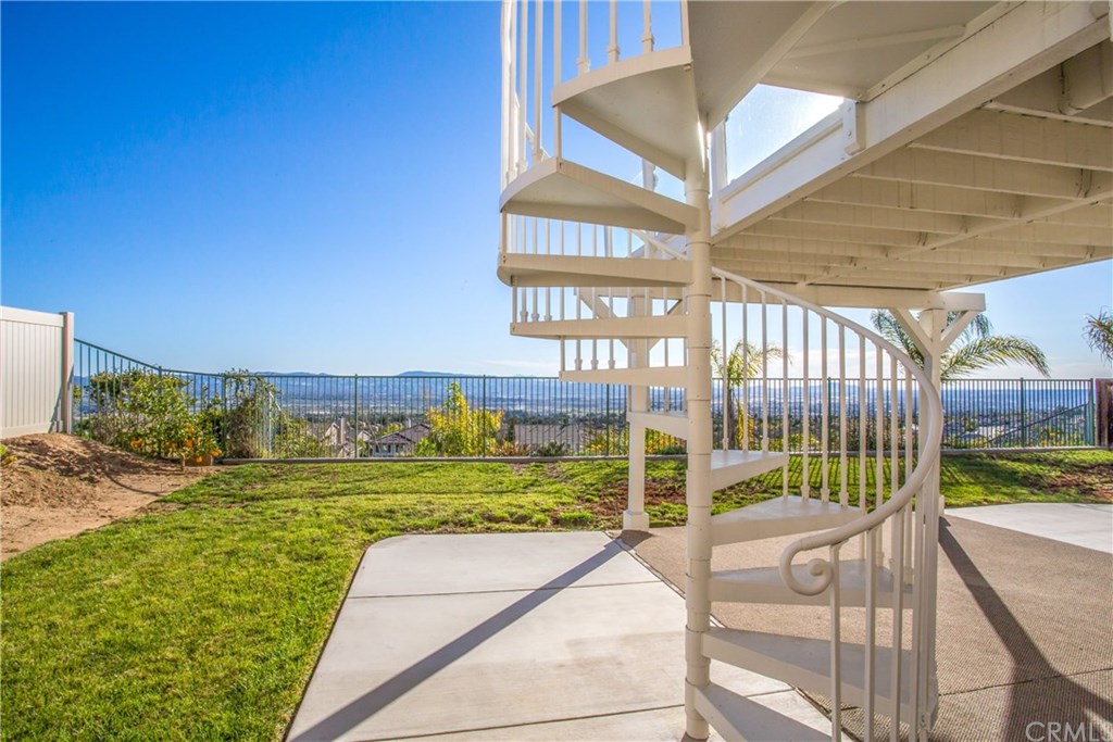 29357 Bacon Lane Highland, CA 92346 - Photo 46 of 74