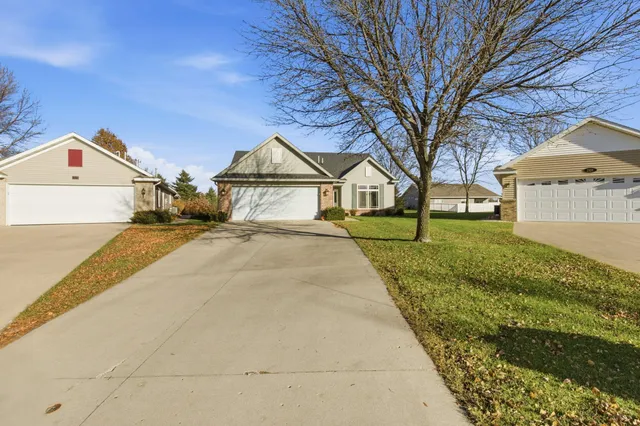 $359,900 | 2531 7th Avenue Southeast, Willmar, MN 56201