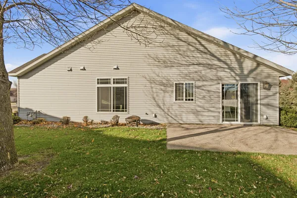 $359,900 | 2531 7th Avenue Southeast, Willmar, MN 56201