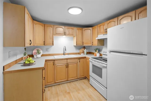 $369,000 | 3834 175th Avenue Northeast, Unit 22, Redmond, WA 98052