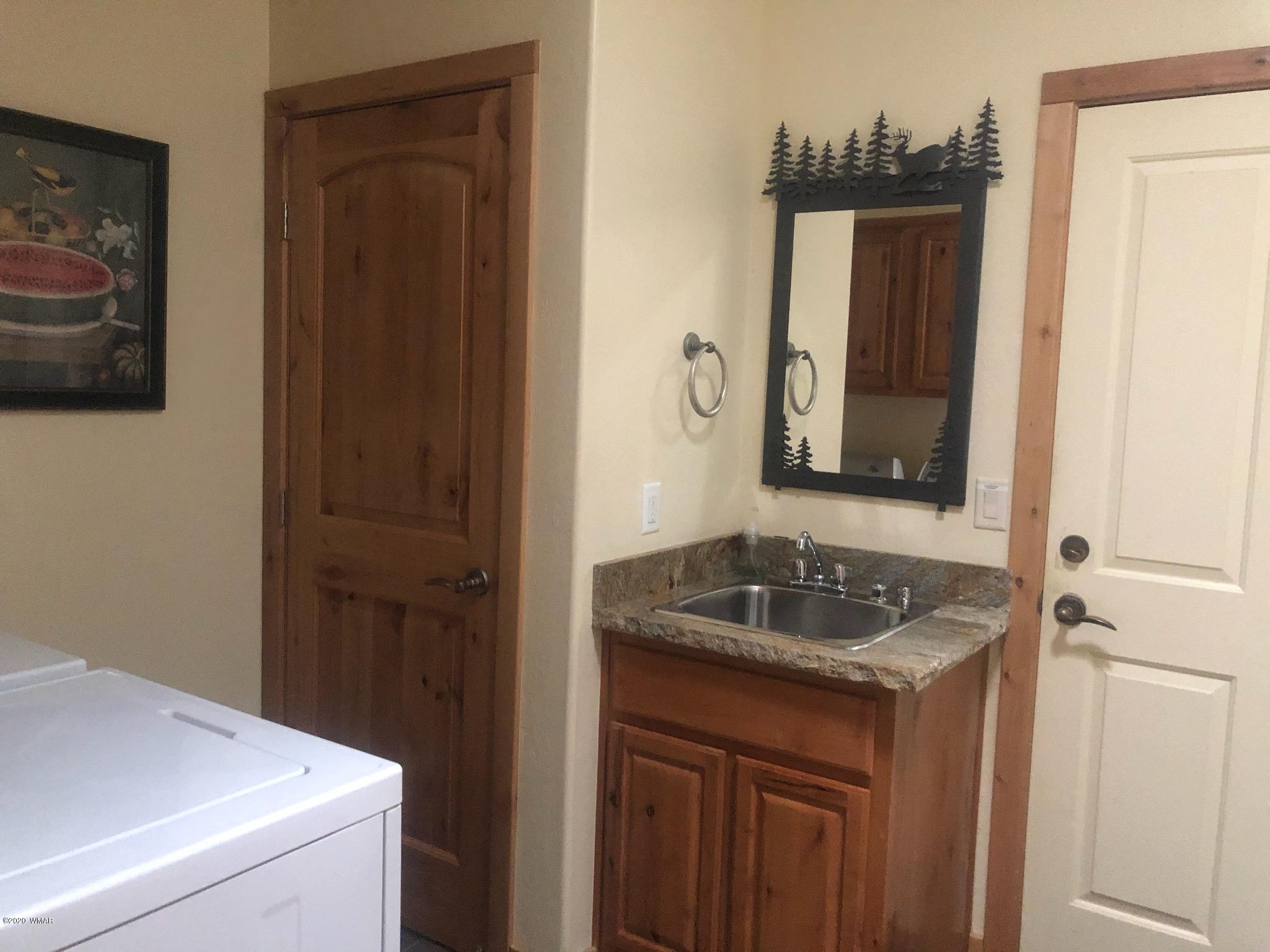 1661 East Rim Road Lakeside, AZ 85929 - Photo 6 of 14 Gallery Image 6