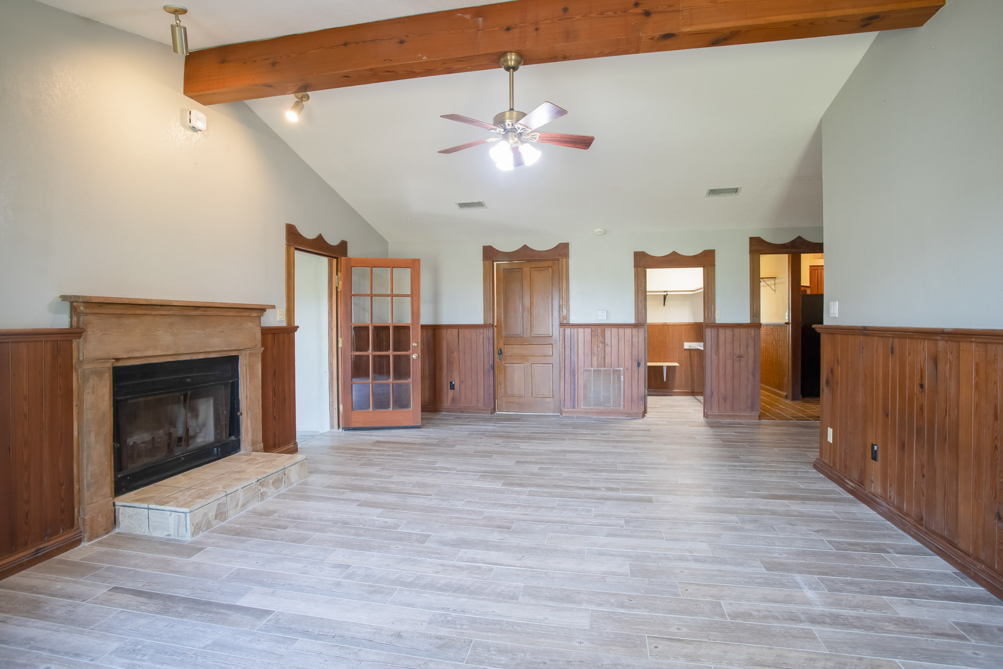 4692 South E River Road Martindale, TX 78655 - Photo 15 of 38