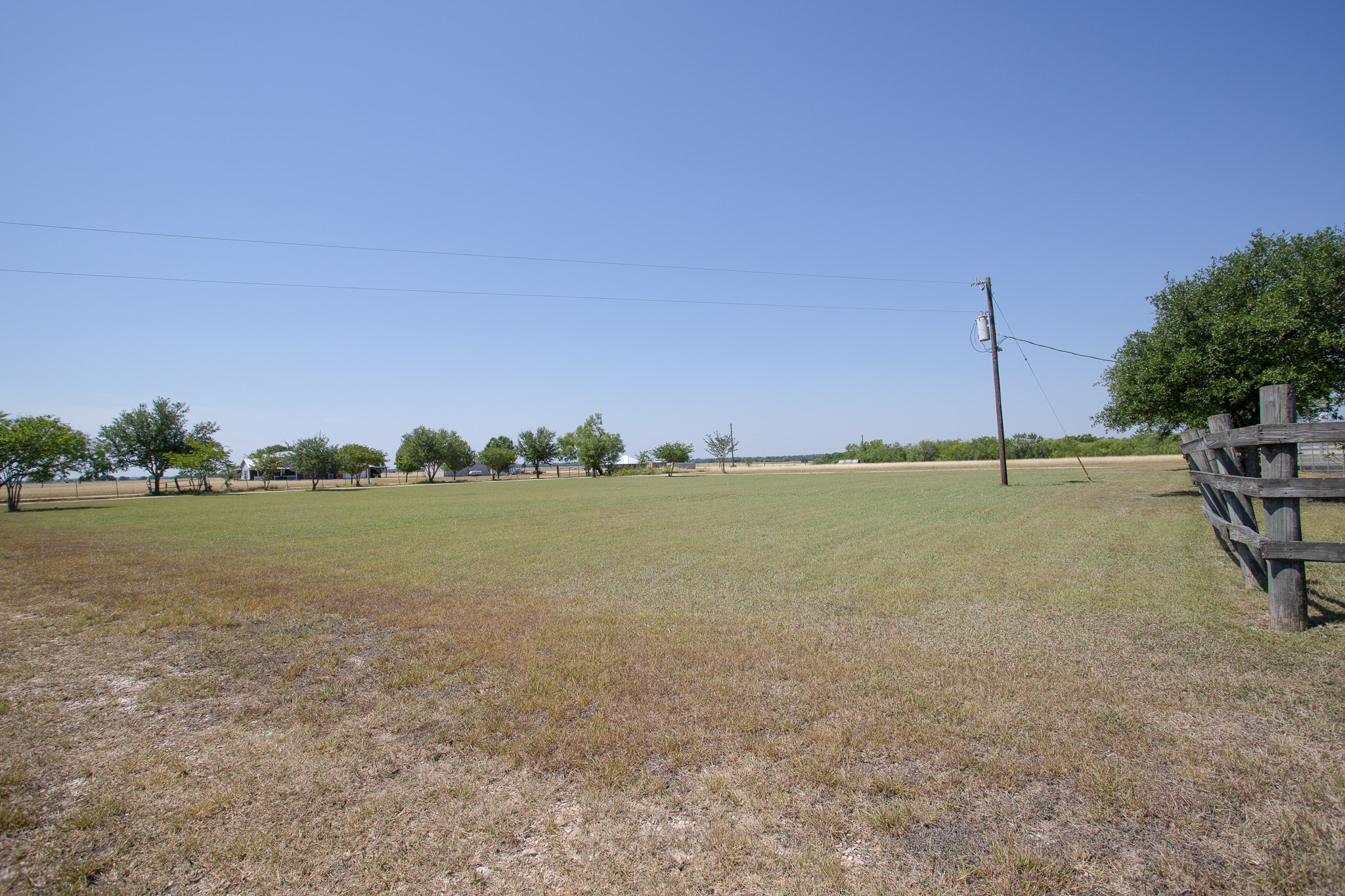 4692 South E River Road Martindale, TX 78655 - Photo 28 of 38
