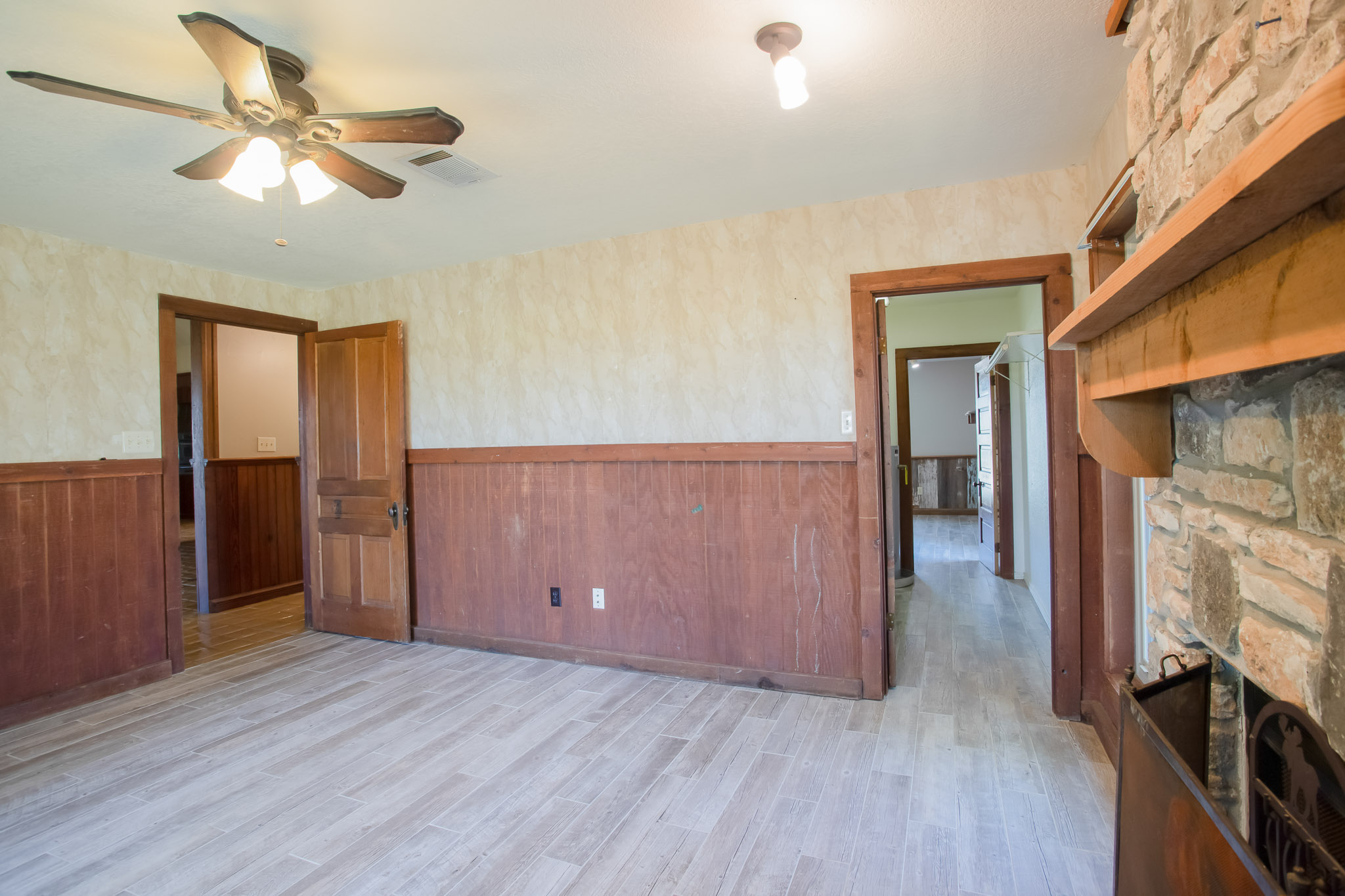 4692 South E River Road Martindale, TX 78655 - Photo 5 of 38