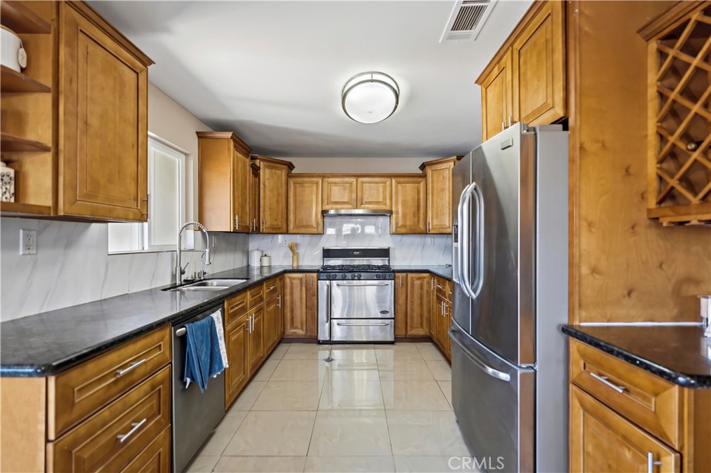 11641 Bryant Road El Monte, CA 91732 - Photo 17 of 44