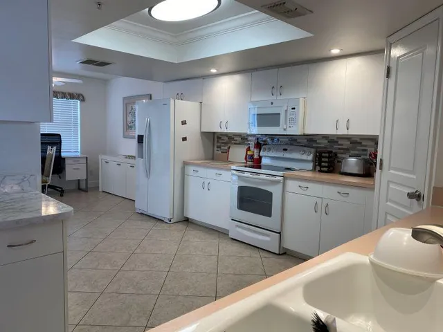 $2,500 | 8700 Ridgewood Avenue, Unit A410, Cape Canaveral, FL 32920