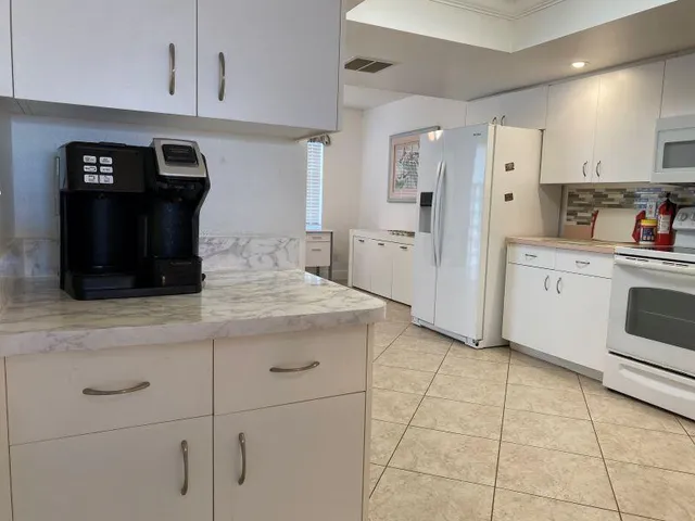 $2,500 | 8700 Ridgewood Avenue, Unit A410, Cape Canaveral, FL 32920