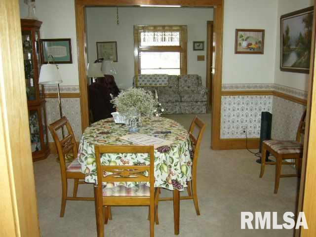 2842 Middle Road Davenport, IA 52803 - Photo 5 of 7 Gallery Image 5