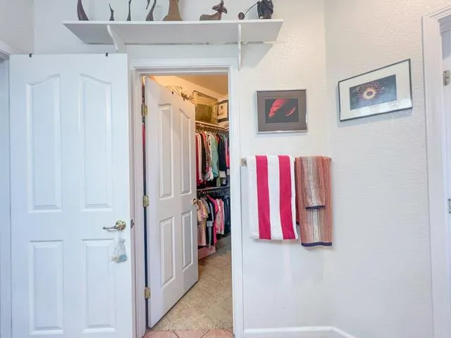 a view of a walk in closet