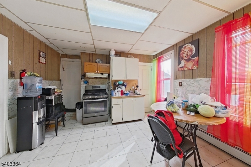 115 Butler Street Paterson, NJ 07524 - Photo 24 of 38