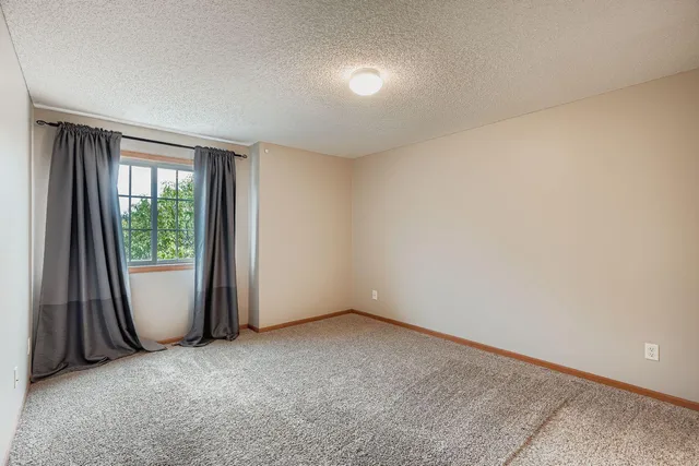 $245,000 | 3275 Coleshire Path, Unit 24, Rosemount, MN 55068