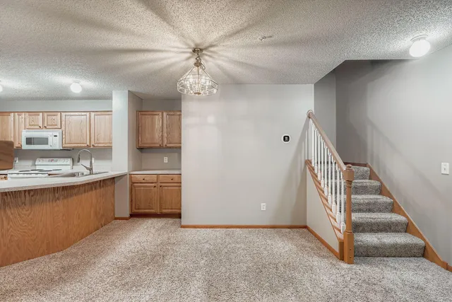$245,000 | 3275 Coleshire Path, Unit 24, Rosemount, MN 55068
