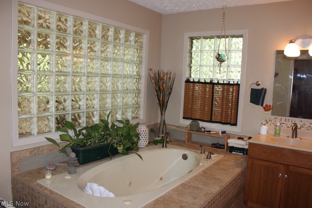 6806 Cedar Ridge Trail Clinton, OH 44216 - Photo 27 of 35