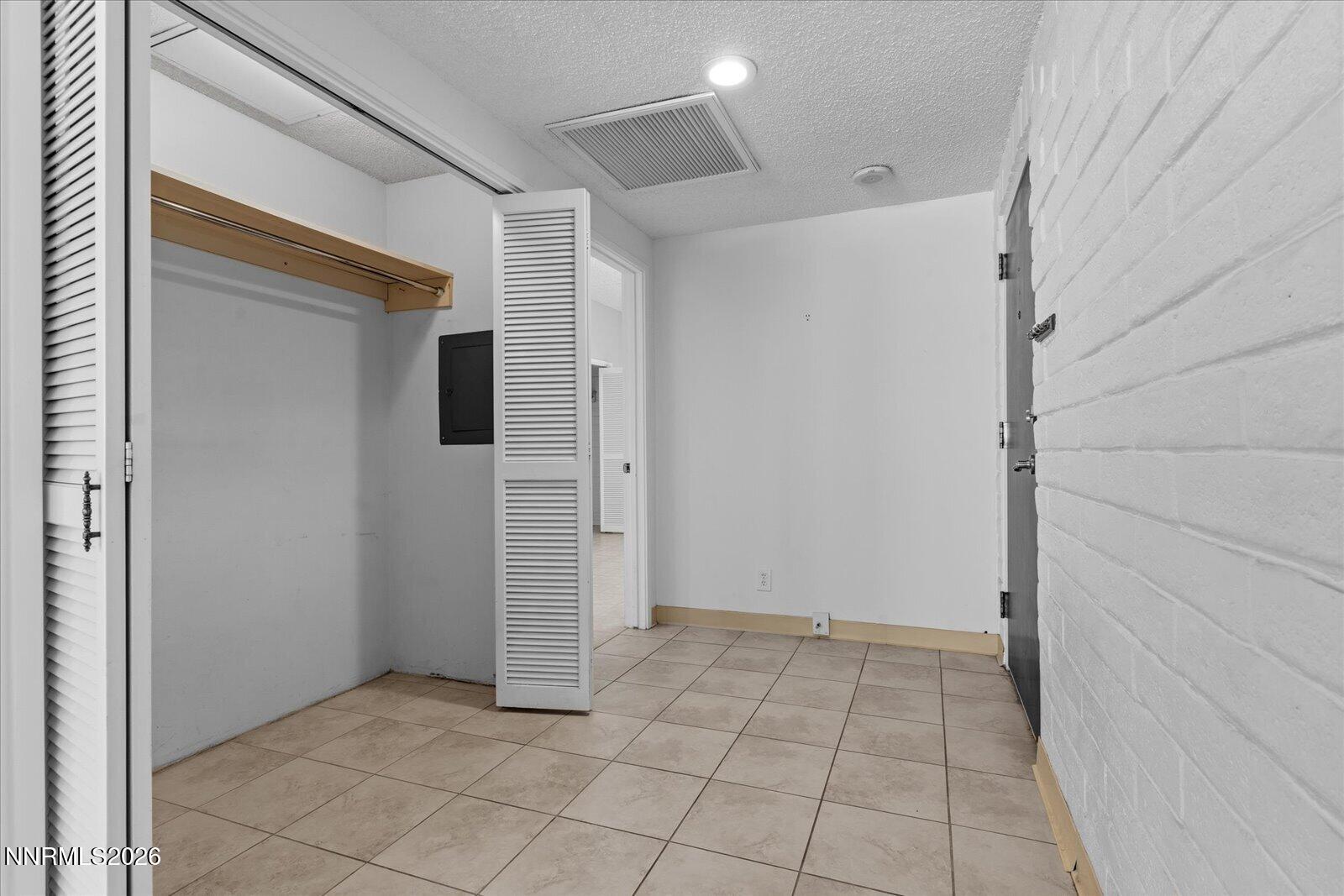 1200 Riverside Drive, Unit 1229 Reno, NV 89503 - Photo 10 of 51 14-1200 RIVERSIDE DR-14