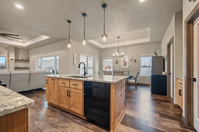 $689,900 | 1667 Torchwood Trail, De Pere, WI 54115