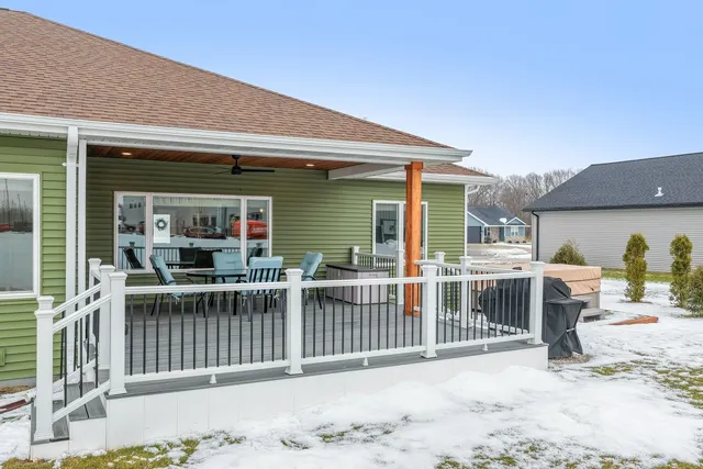 $689,900 | 1667 Torchwood Trail, De Pere, WI 54115