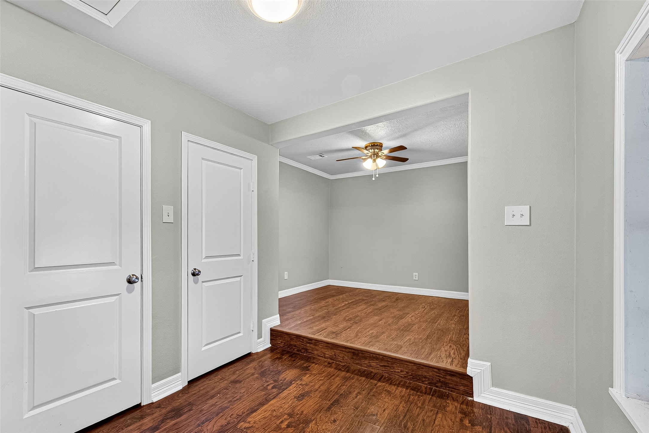 4034 Caplin Street Houston, TX 77026 - Photo 18 of 37 a view of an empty room