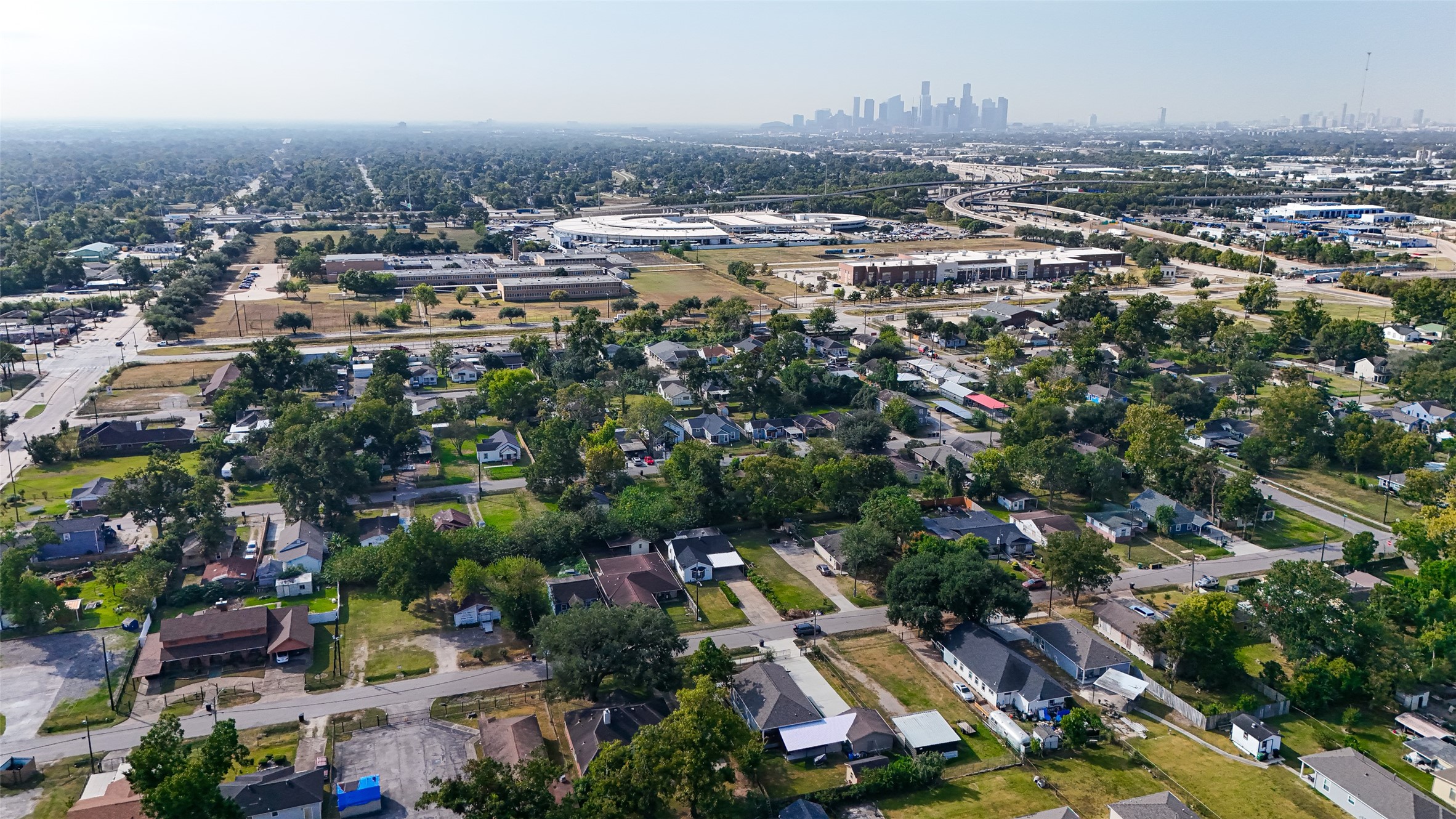4034 Caplin Street Houston, TX 77026 - Photo 36 of 37 an aerial view of a city