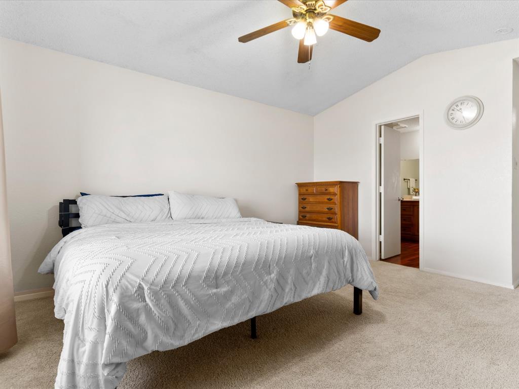 5900 Birchhill Road Watauga, TX 76148 - Photo 14 of 24