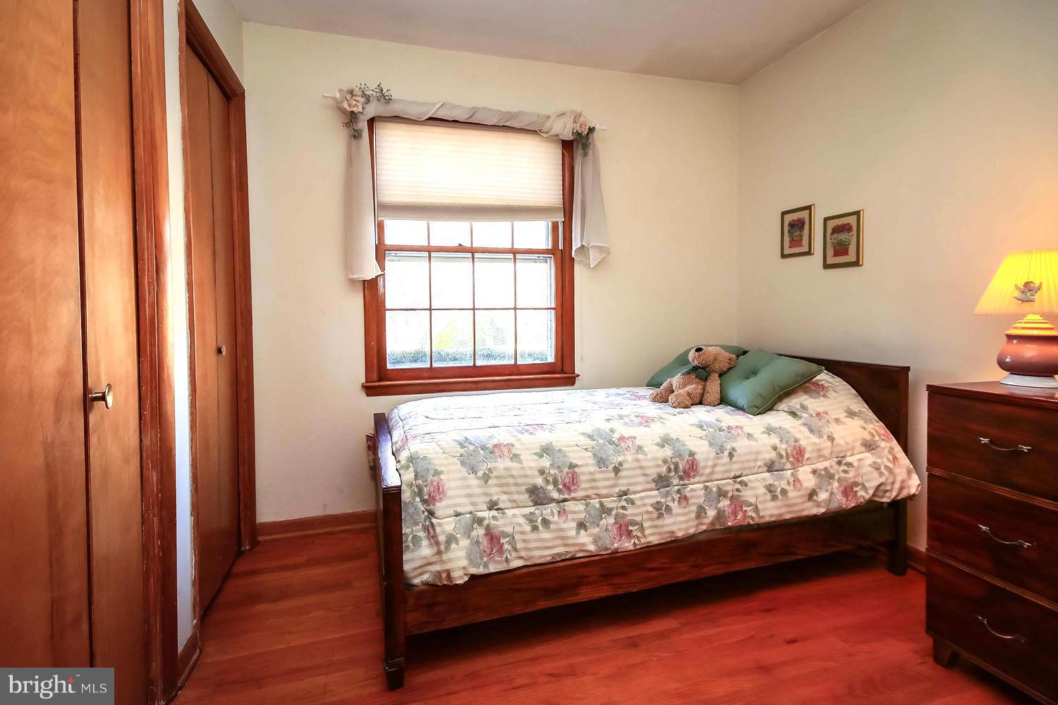 112 Brent Road Arnold, MD 21012 - Photo 26 of 30 3rd Bedroom Boasting Double Closets