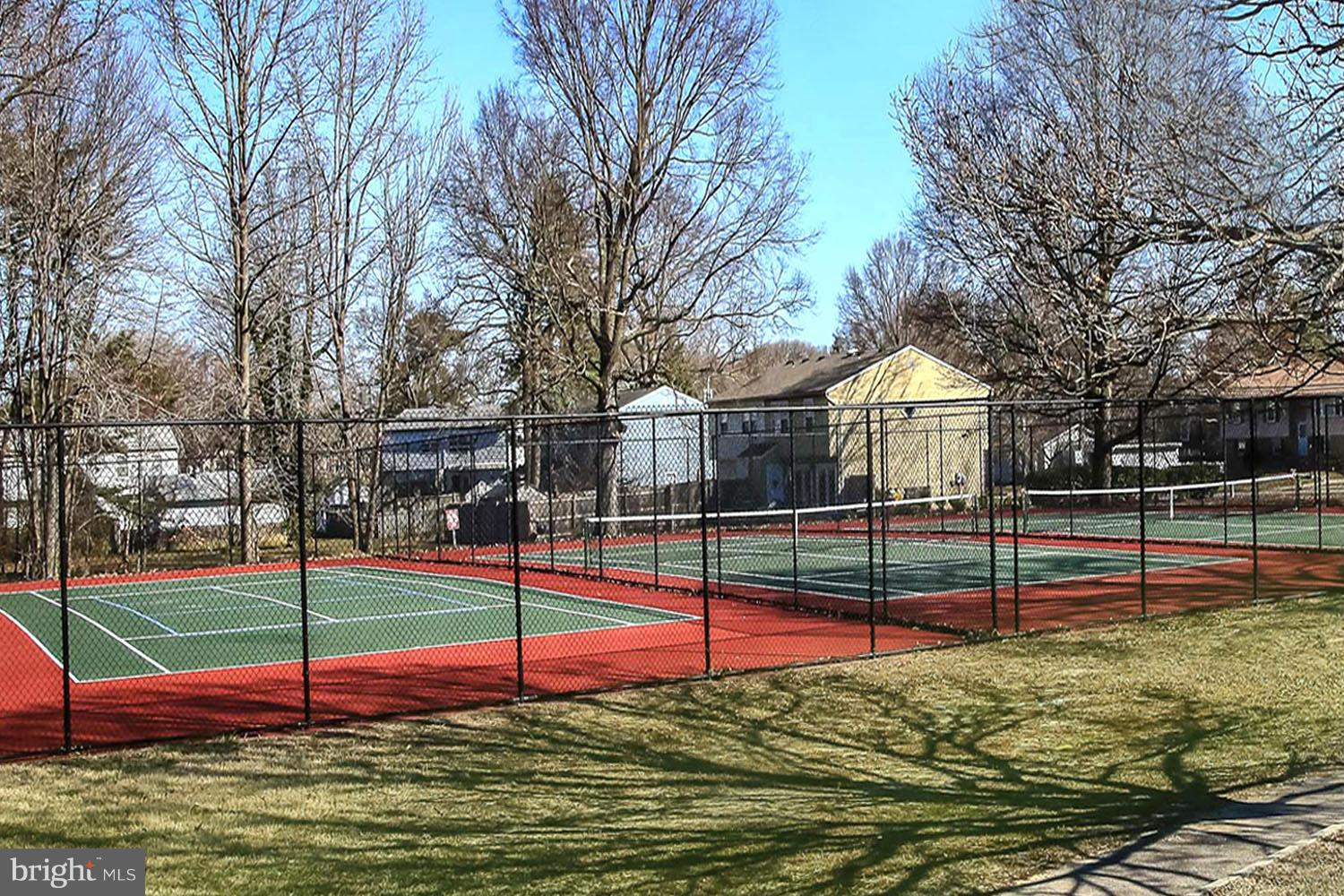 112 Brent Road Arnold, MD 21012 - Photo 29 of 30 Fernbrook Community Tennis / Basketball Courts