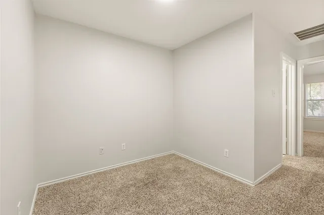 $2,300 | 10 Scenic Brook Court, The Woodlands, TX 77382