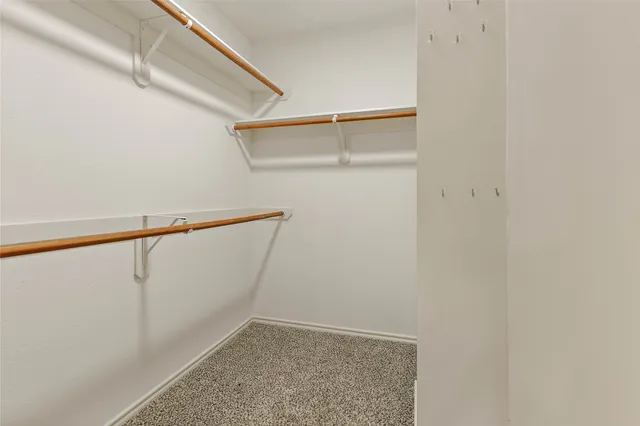 $2,300 | 10 Scenic Brook Court, The Woodlands, TX 77382