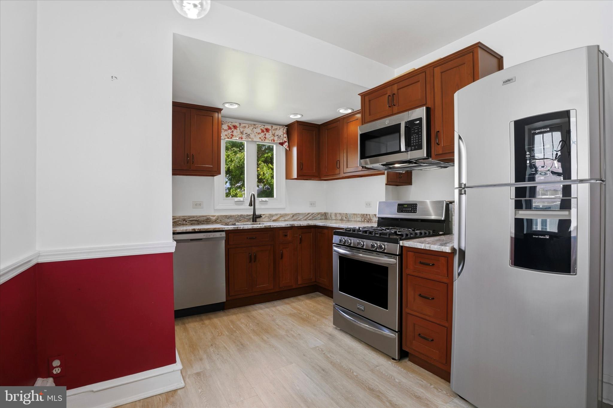 112 Strathmore Road Havertown, PA 19083 - Photo 14 of 38