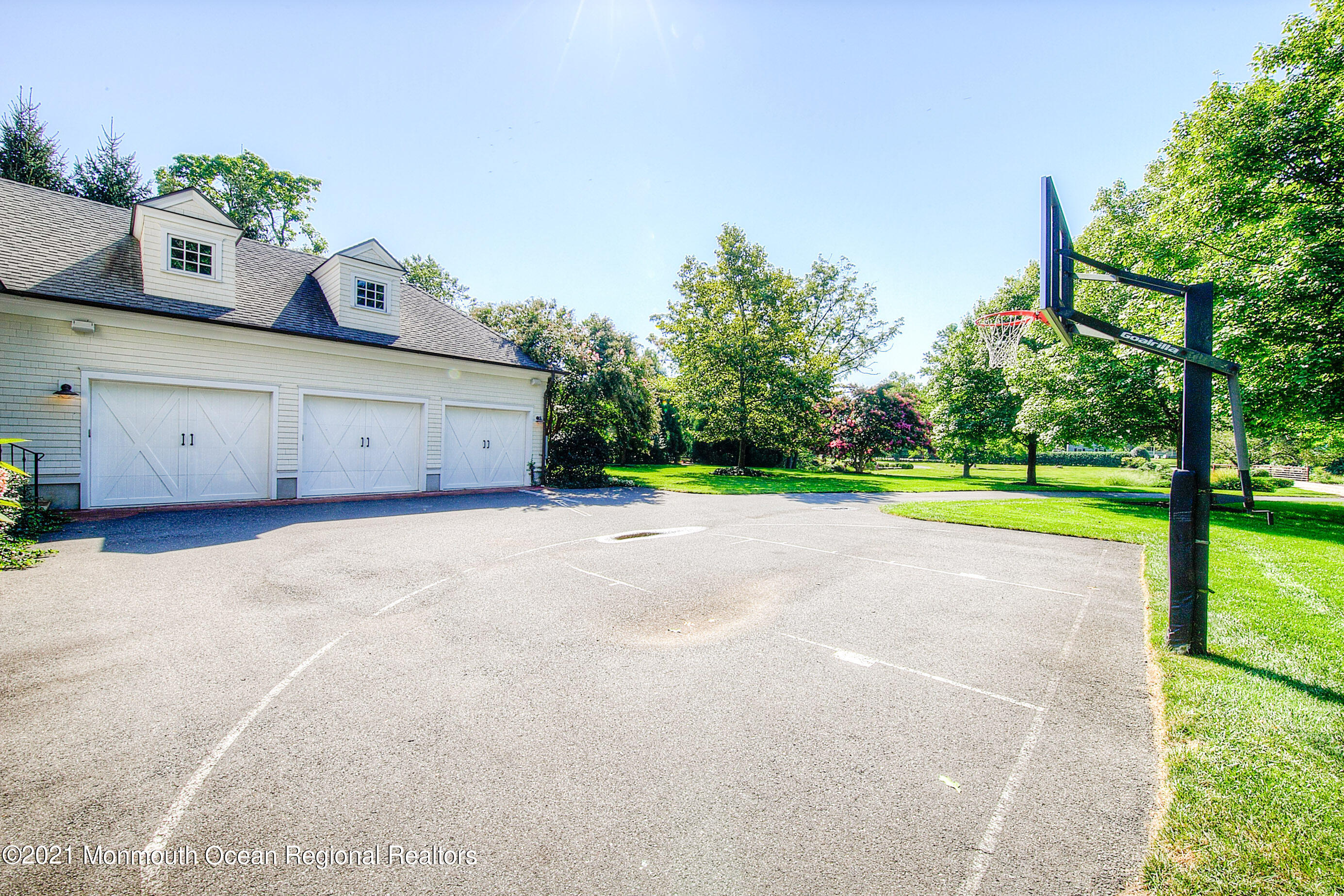 6 Ridge Road Rumson, NJ 07760 - Photo 22 of 24 Bonus space above garage!