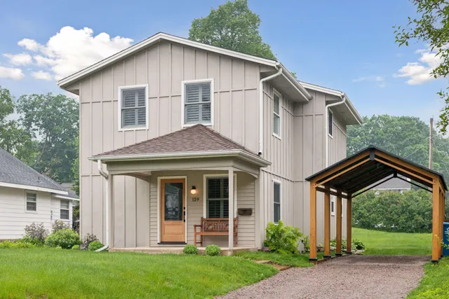 $745,000 | 129 Chicago Avenue North, Wayzata, MN 55391