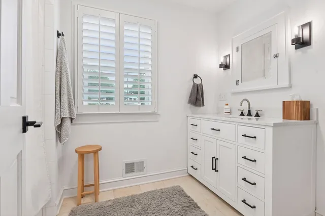 $745,000 | 129 Chicago Avenue North, Wayzata, MN 55391