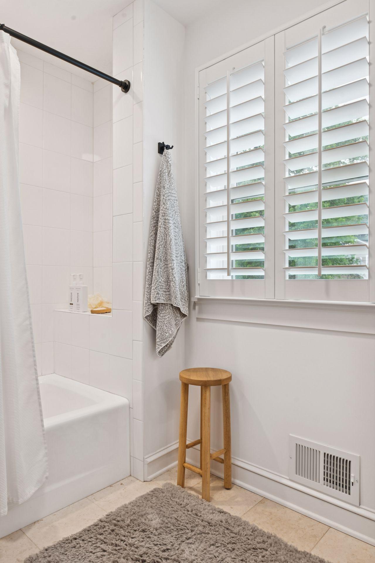 129 Chicago Avenue North Wayzata, MN 55391 - Photo 22 of 28