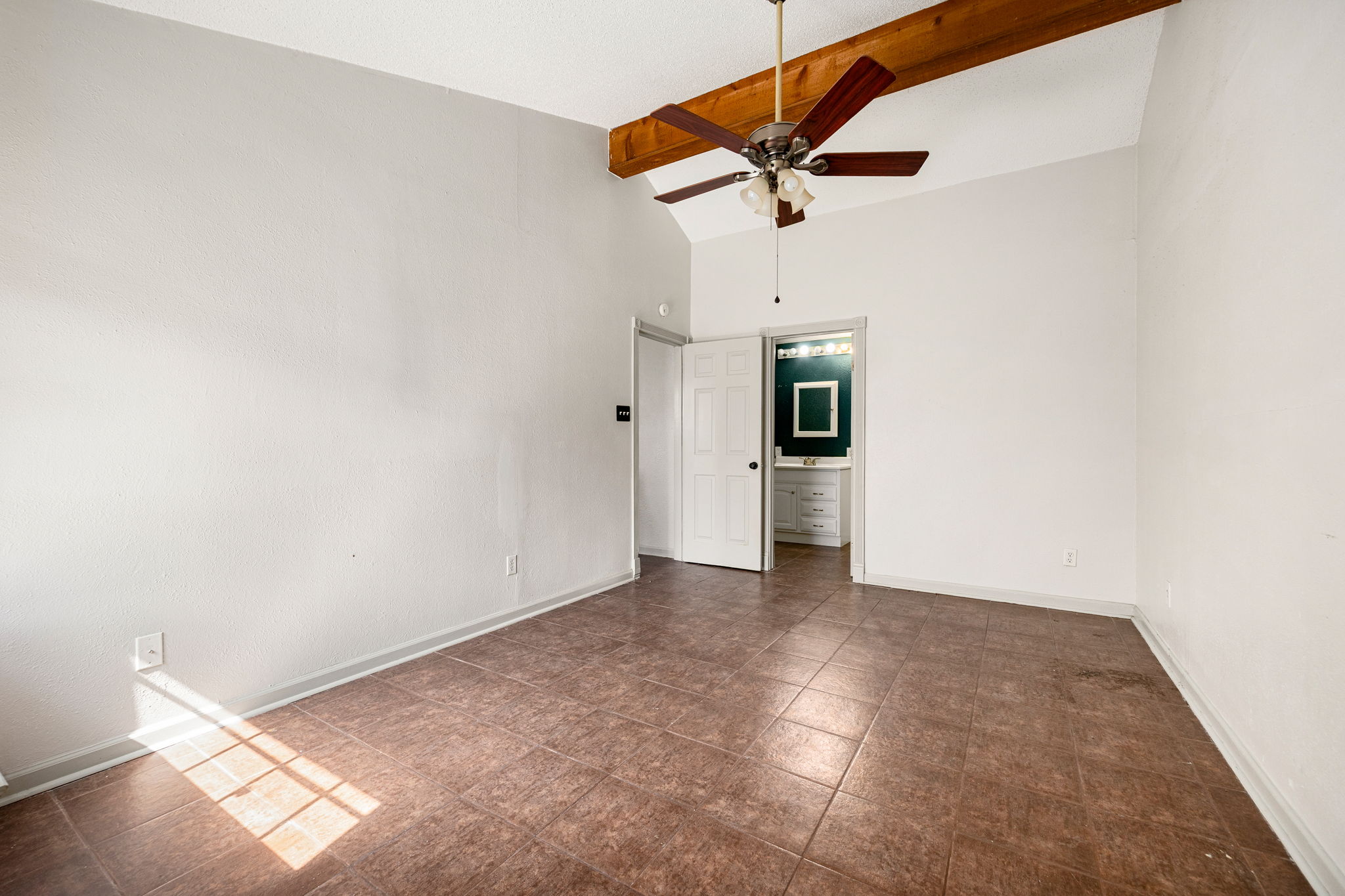 1748 Ohlen Road, Unit 42 Austin, TX 78757 - Photo 30 of 38 Gallery Image 30