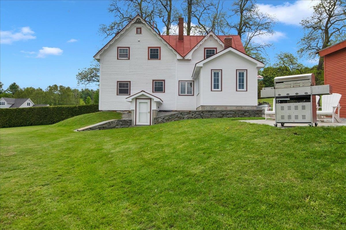 64 Peloquin Road Barre Town, VT 05654 - Photo 3 of 49